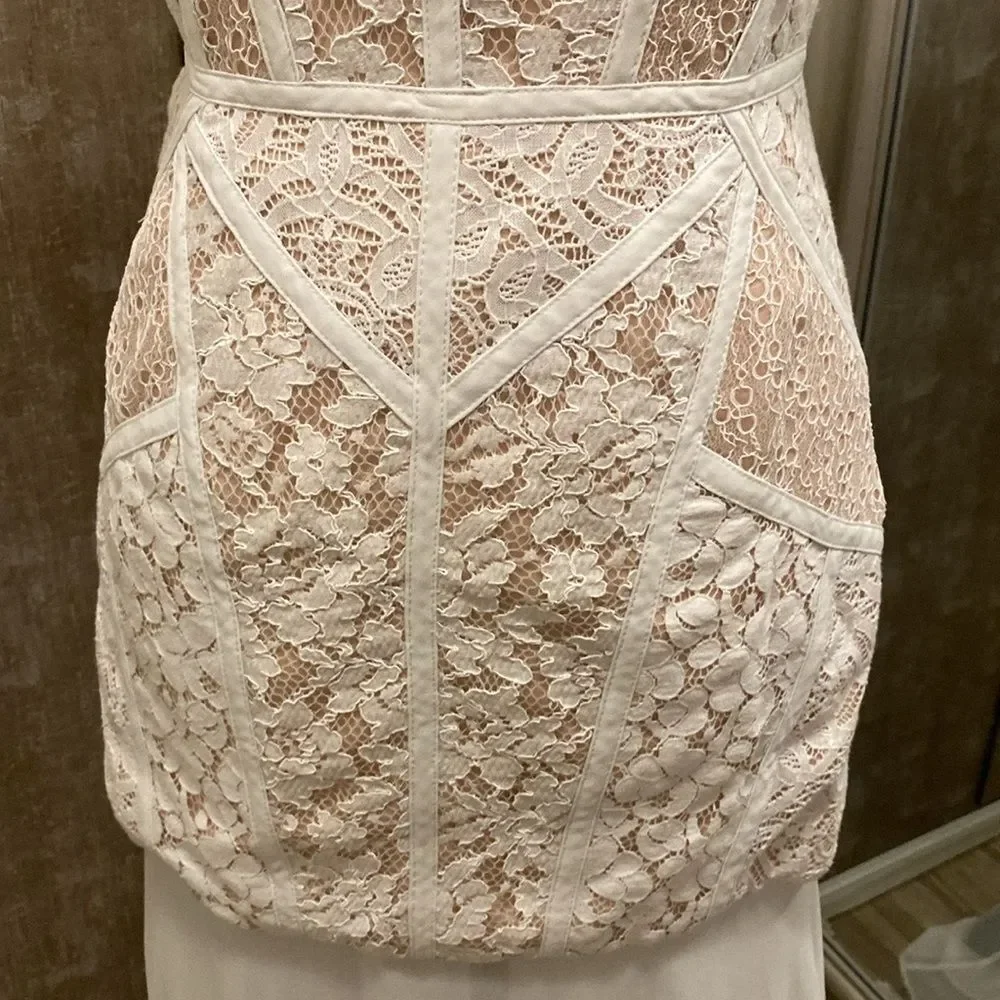 Bcbg Maxazria Elegant White Strapless Lace Dress, US2 - Picture 7 of 14